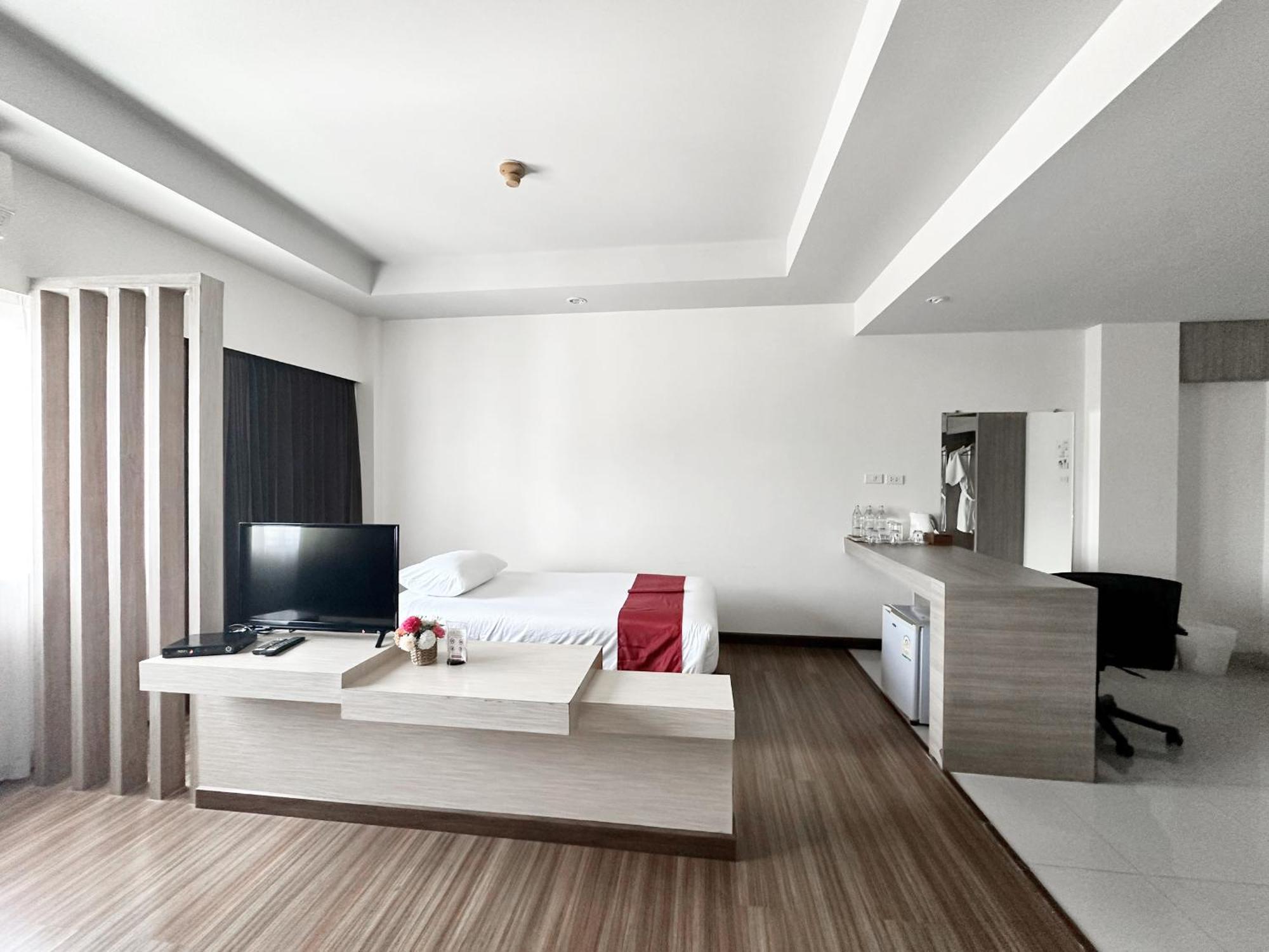 Akelada Hotel Nang Rong Extérieur photo