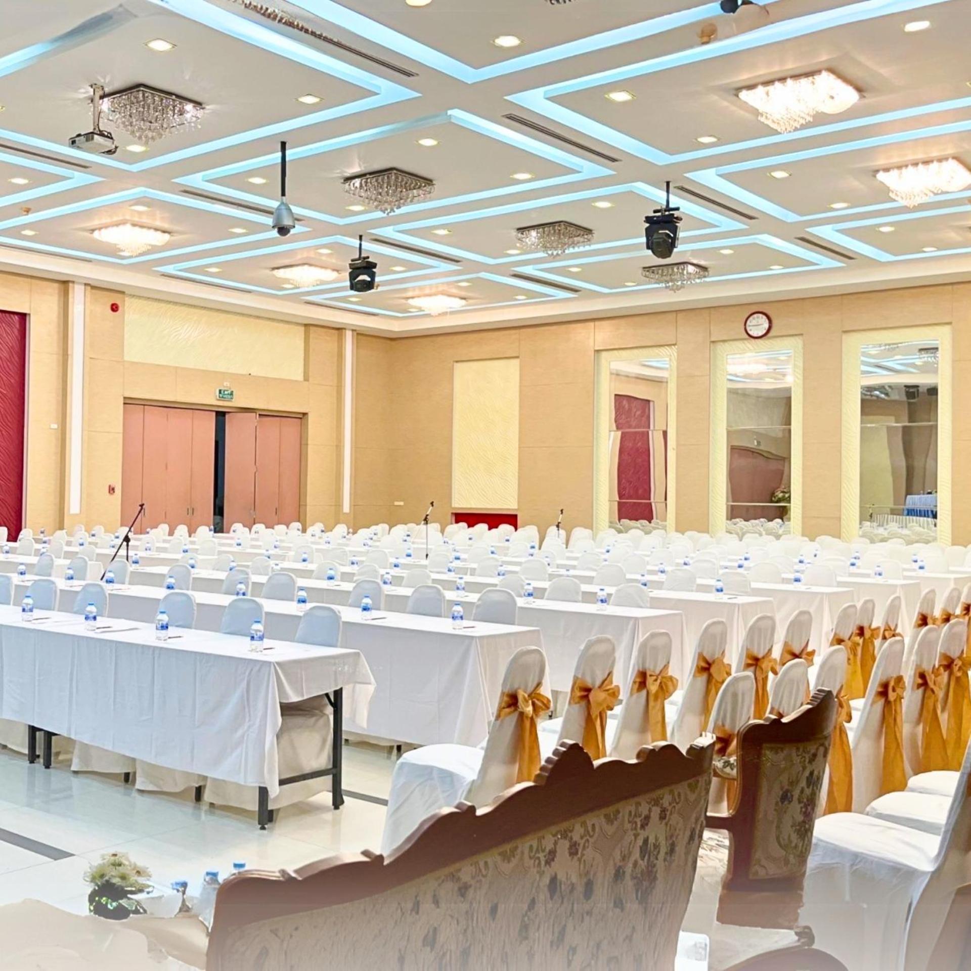 Akelada Hotel Nang Rong Extérieur photo